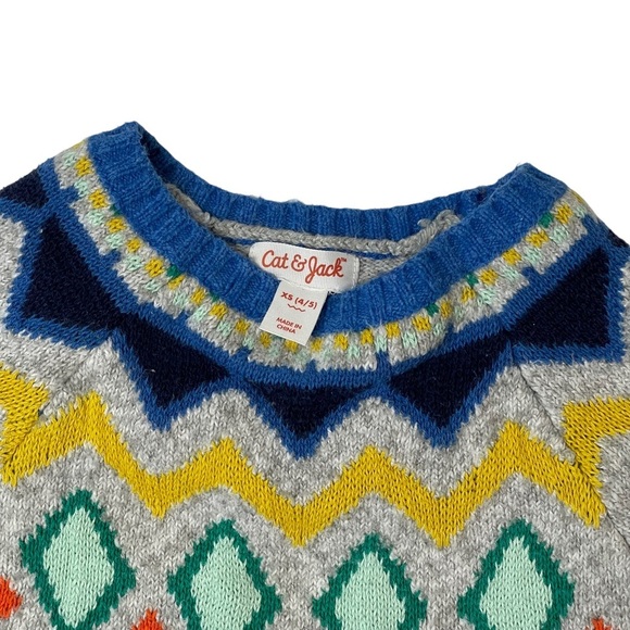 Size 4-5 Boy Gap Kids Red Quilted Jacket, Cat&Jack and H&M Sweater Bundle - Picture 5 of 12